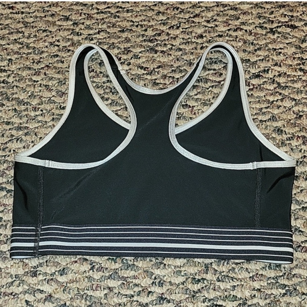Under Armour Black and White Sports Bra - Picture 4 of 4